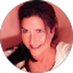 Profile photo of Lisa Skarpness