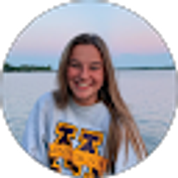 Profile photo of Alaina Hagestuen