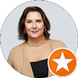 Profile photo of Nikki Dumas