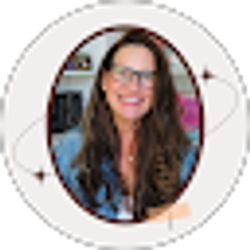 Profile photo of Mari Suggs