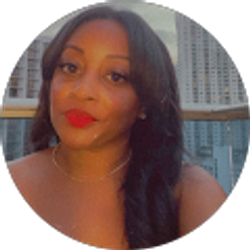 Profile photo of Kelly Miles