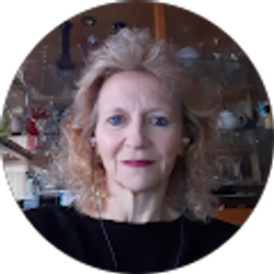 Profile photo of Andrea Peters