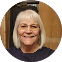 Profile photo of Vicki L.