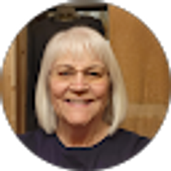 Profile photo of Vicki L.