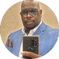 Profile photo of Robert Thomas