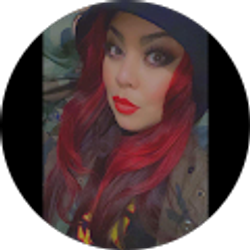 Profile photo of Roxy Santoya