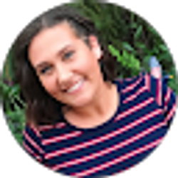 Profile photo of Lauren Scheetz