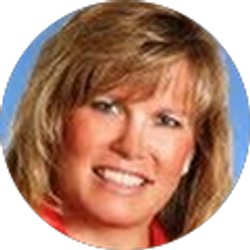 Profile photo of Kelly McNabb