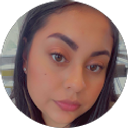 Profile photo of Alejandra Reyna