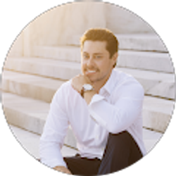 Profile photo of Sean Peters