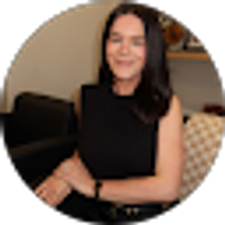Profile photo of Lauren Bijelic