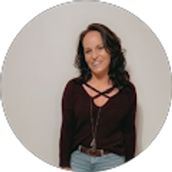 Profile photo of Shannon Dawson