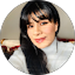 Profile photo of Adriana Warnock