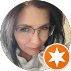 Profile photo of Marilyn Fingerlin