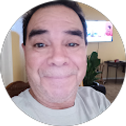 Profile photo of lupe DOMINGUEZ