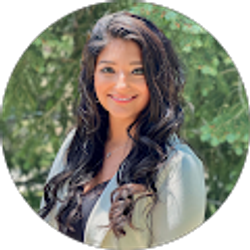 Profile photo of Danielle Segura