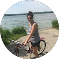 Profile photo of laura murray