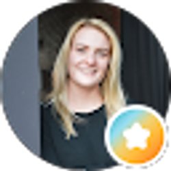 Profile photo of Lynsey Douglass