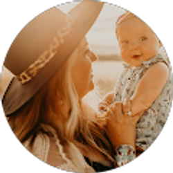 Profile photo of Mia Pacini