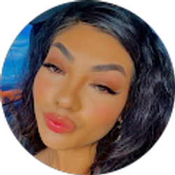 Profile photo of Neveah Castro