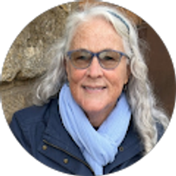 Profile photo of Lauren Edwards