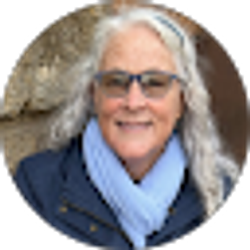 Profile photo of Lauren Edwards