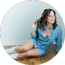 Profile photo of Amy Jewell