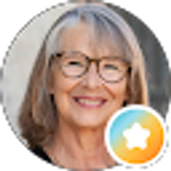 Profile photo of Debbie Raynor