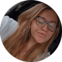 Profile photo of Madisen Friedhoff