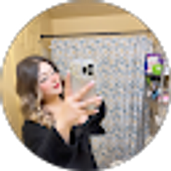 Profile photo of Stephanie Lorenzo