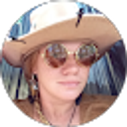 Profile photo of Rachel Sonderfan