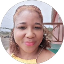 Profile photo of Antonella Andrews