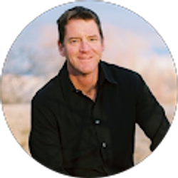 Profile photo of Tom Gellhausen