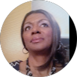 Profile photo of Dianne Scott