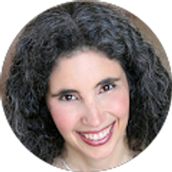 Profile photo of Rachel Cooley