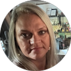 Profile photo of Sandy Edwards