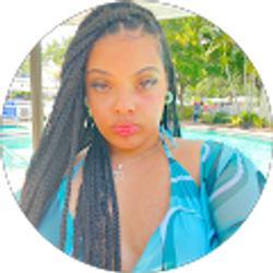 Profile photo of Alaina Hardaway