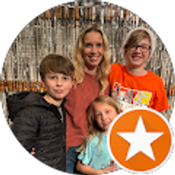 Profile photo of Amanda Johnson