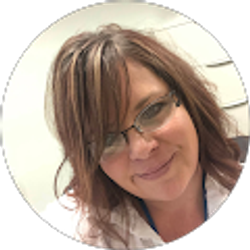 Profile photo of April Scoggins