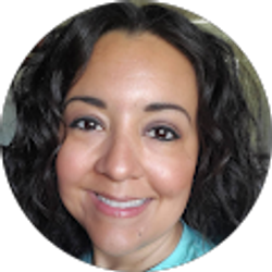 Profile photo of Marissa Farias