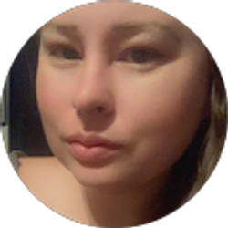 Profile photo of April Landi