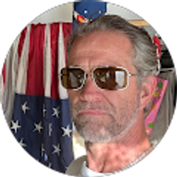 Profile photo of Jay Holton