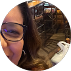 Profile photo of Kris Contreras