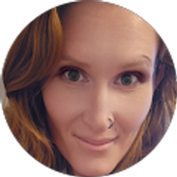 Profile photo of Courtney Crawford