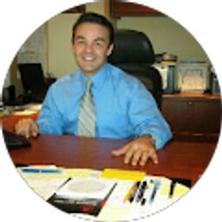 Profile photo of Vincent Grayson