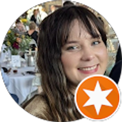 Profile photo of Gabrielle Bennett