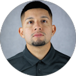 Profile photo of Luis Chumpitaz