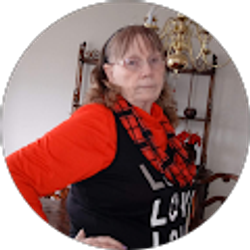 Profile photo of Old Cougar