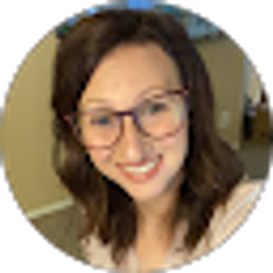 Profile photo of Amanda Scott