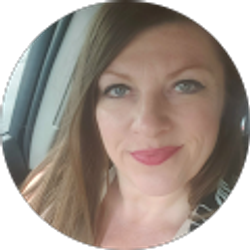 Profile photo of Nikki Larabee-Domagalski